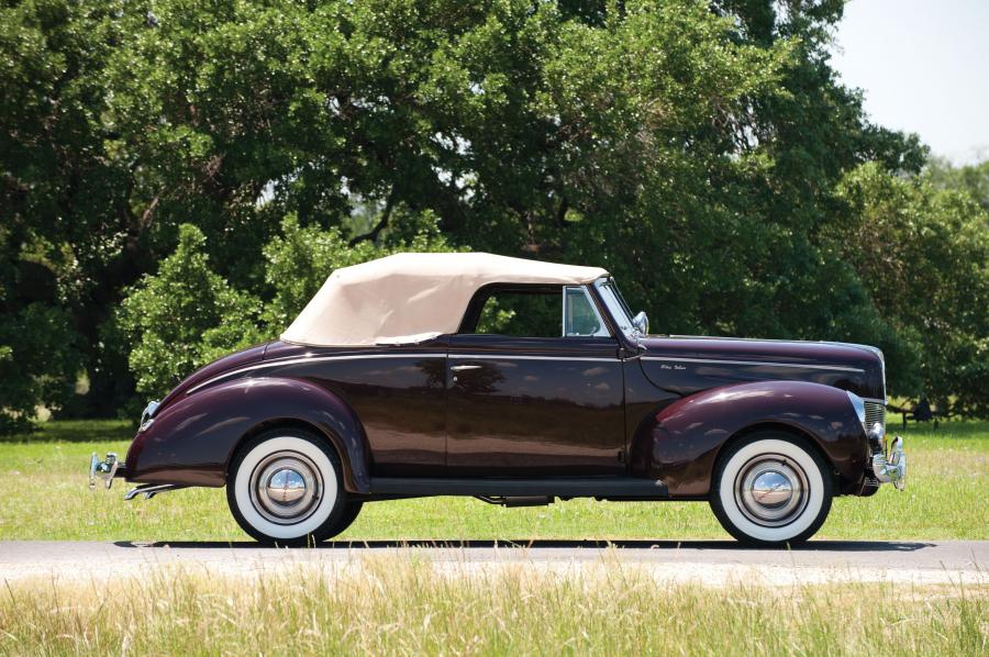  Ford DeLuxe Convertible Coupe 1940 года  (фото 59 из 80)